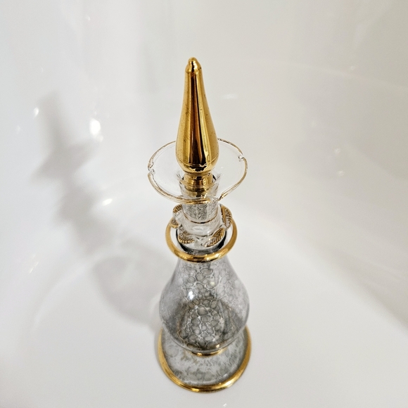 Vintage Blown Glass Perfume Bottle with Glass Dabber - Picture 13 of 16